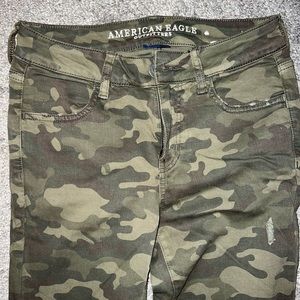 American eagle camo jeans